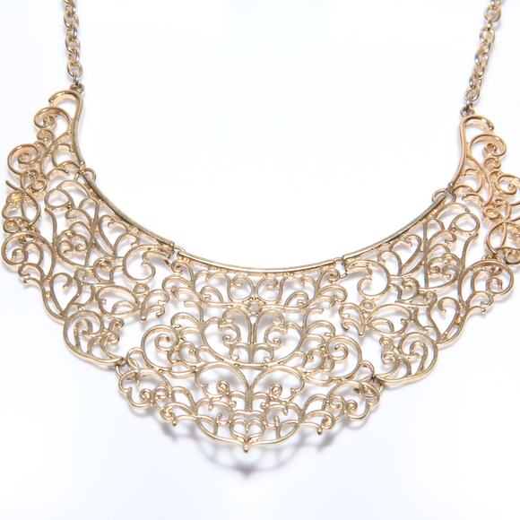 Forever 21 Filigree Statement Bib Necklace Goldtone - Picture 2 of 4